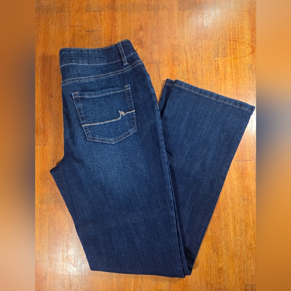 Maurices Dark Blue Women's Bootcut Jeans Size 12 Comfortable! Perfect Condition